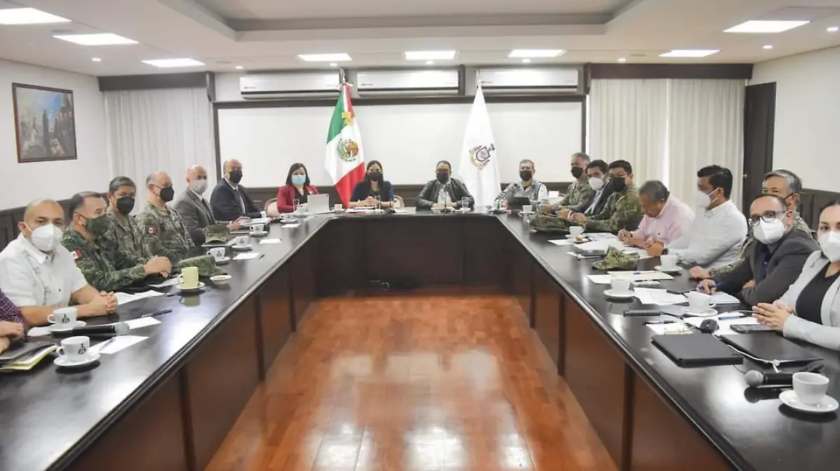 Indira Vizcaíno reunión de seguridad