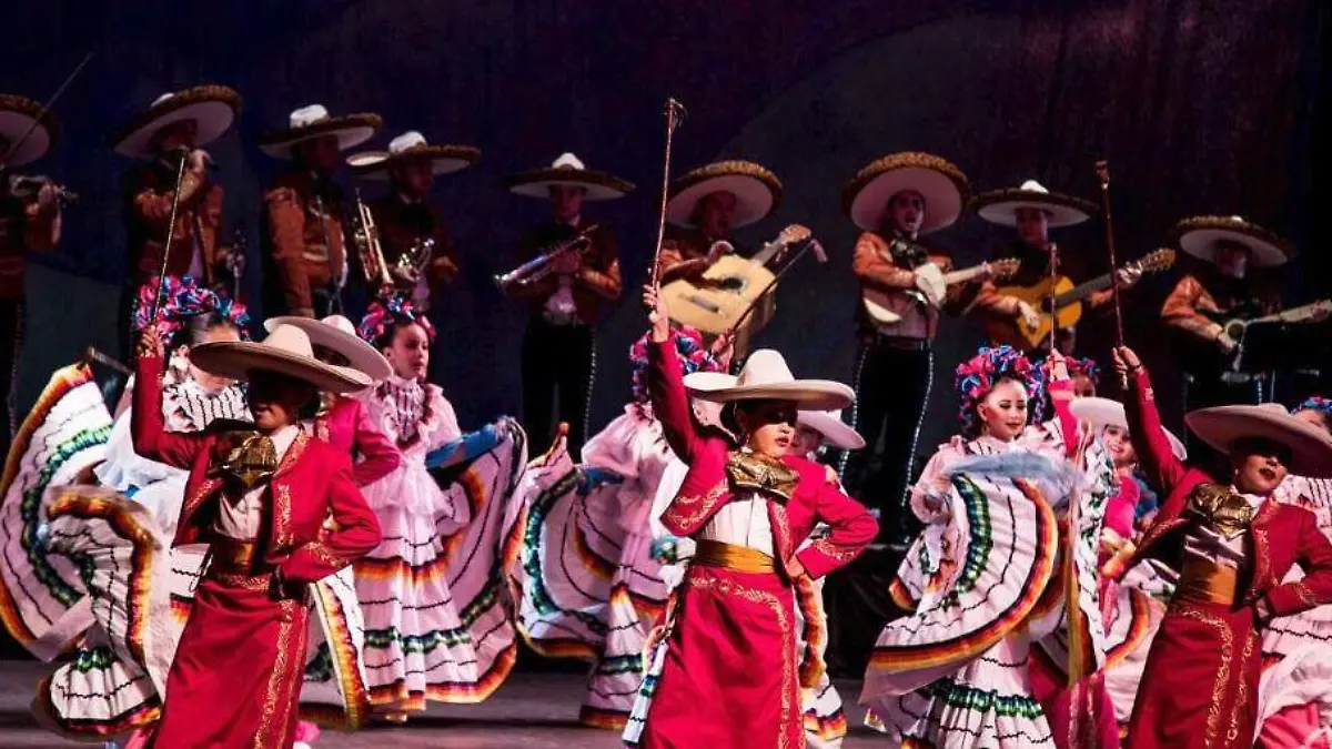 Ballet infantil UdeG