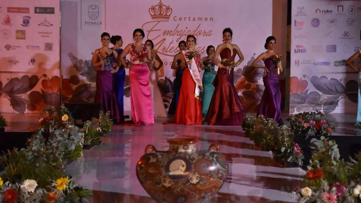 Embajadora de las artesanías