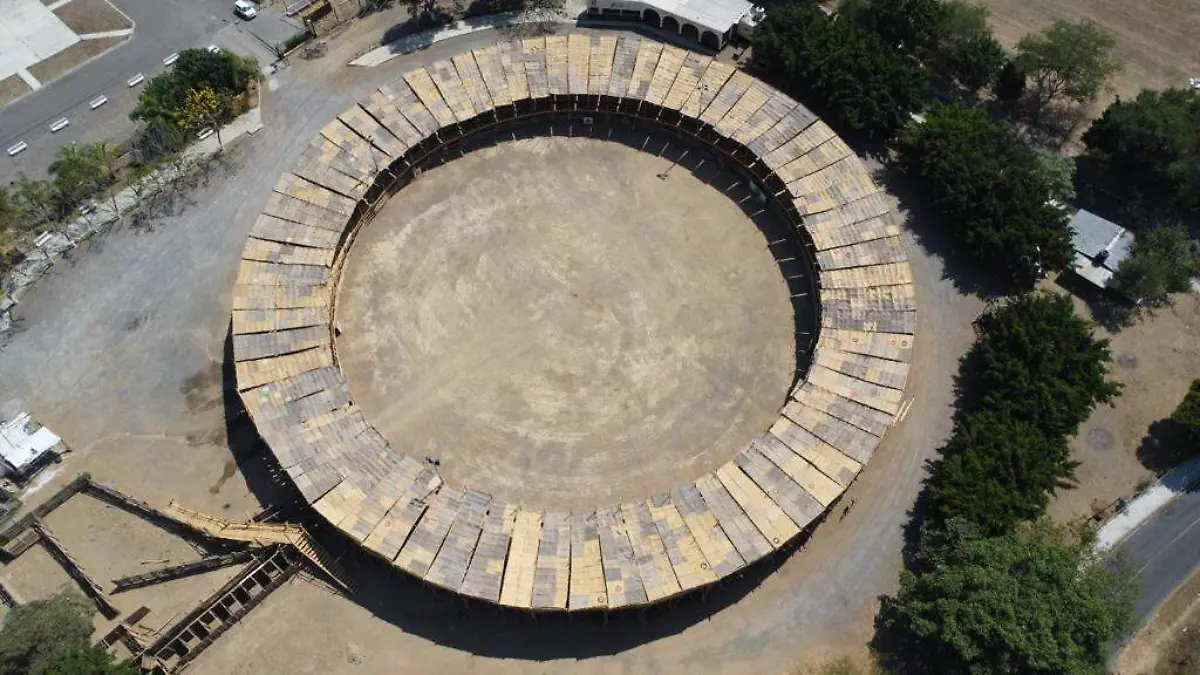 Plaza de Toros-La Petatera