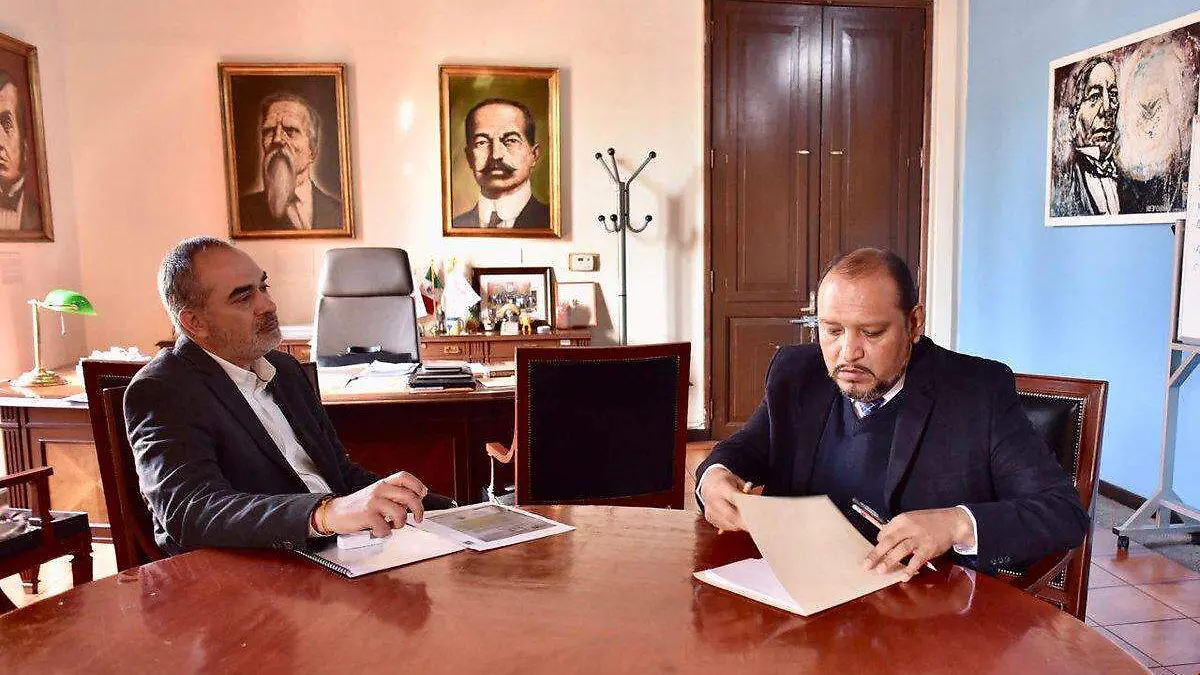 Salvador Caro con titular de la CEDH