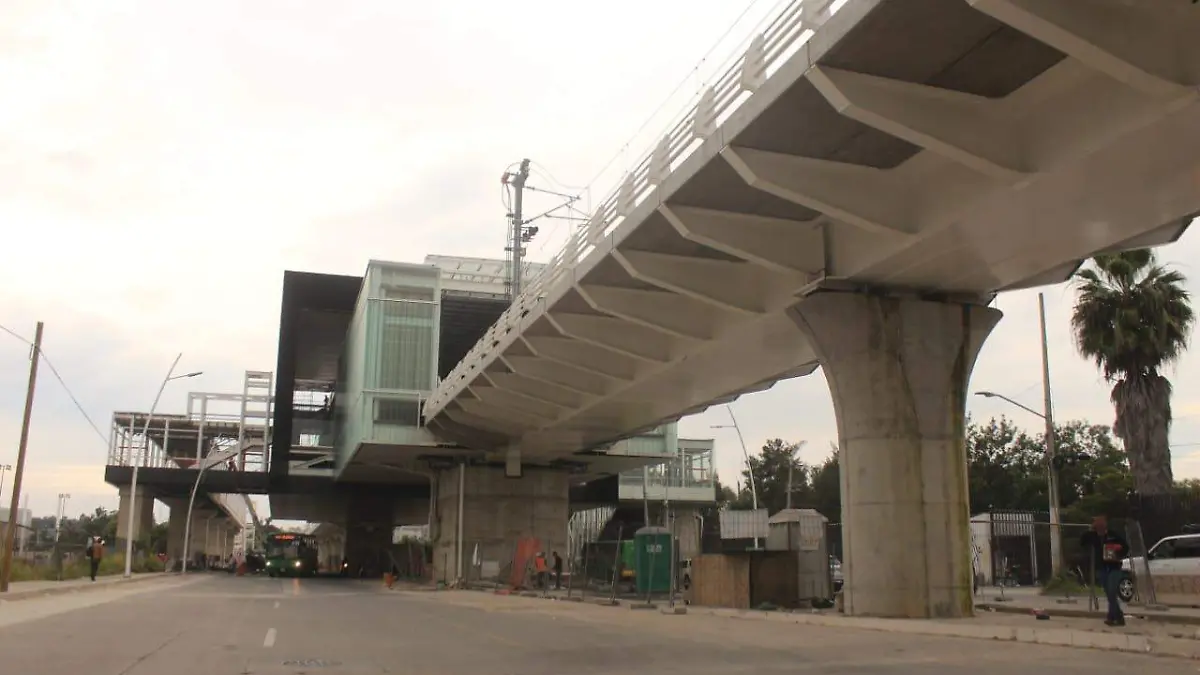 pilares linea 3 tren ligero (3)