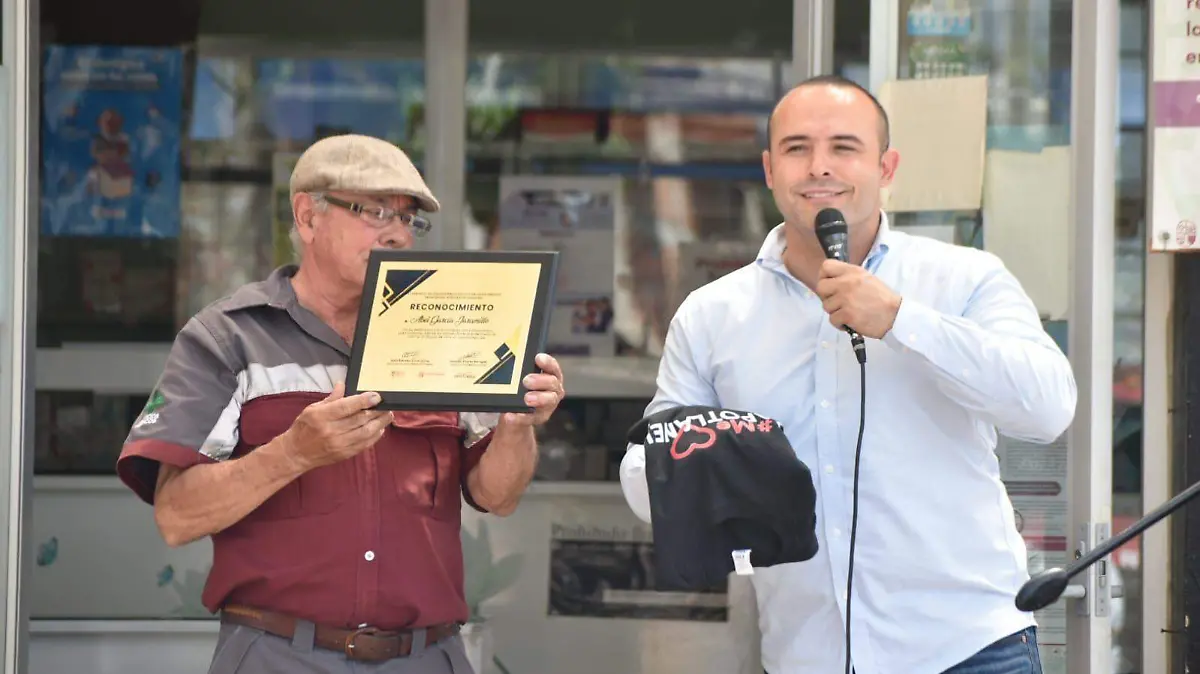 Presidente municipal de Zapotlanejo reconoce a Don Abel