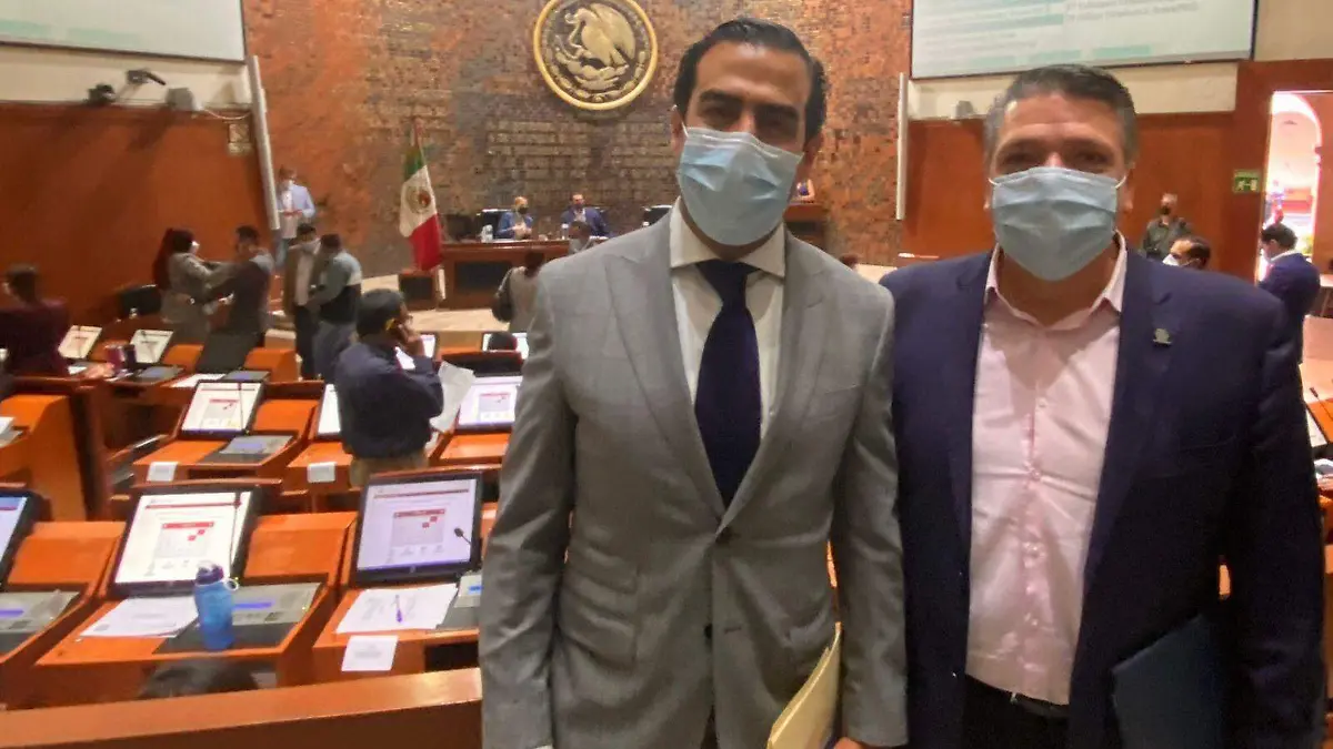 Carlos Villaseñor y Esteban Estrada Congreso