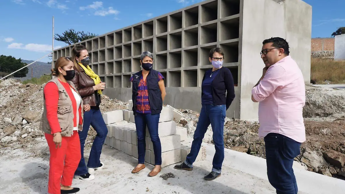 Recorrido nuevo panteón forense en Atotonilco