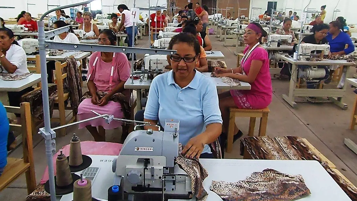 Mujeres trabajando