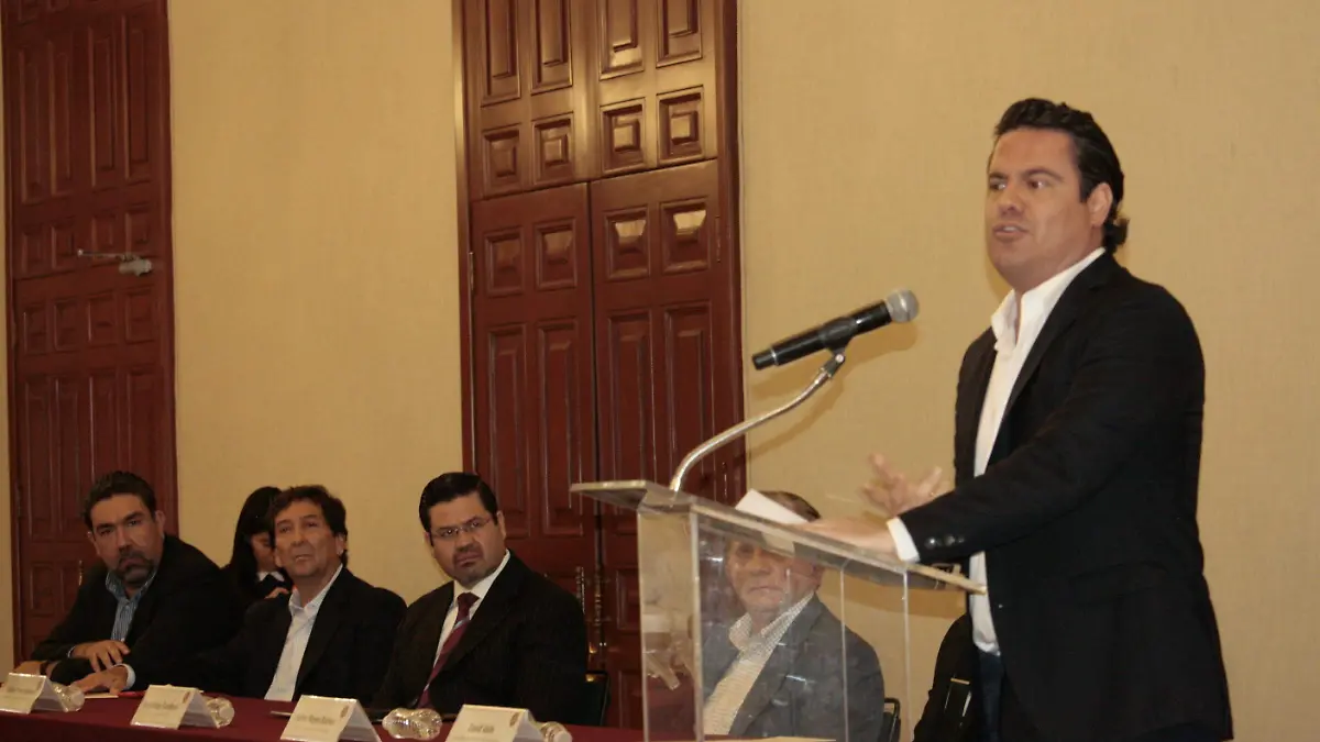 INDUSTRIAS CREATIVAS (9)