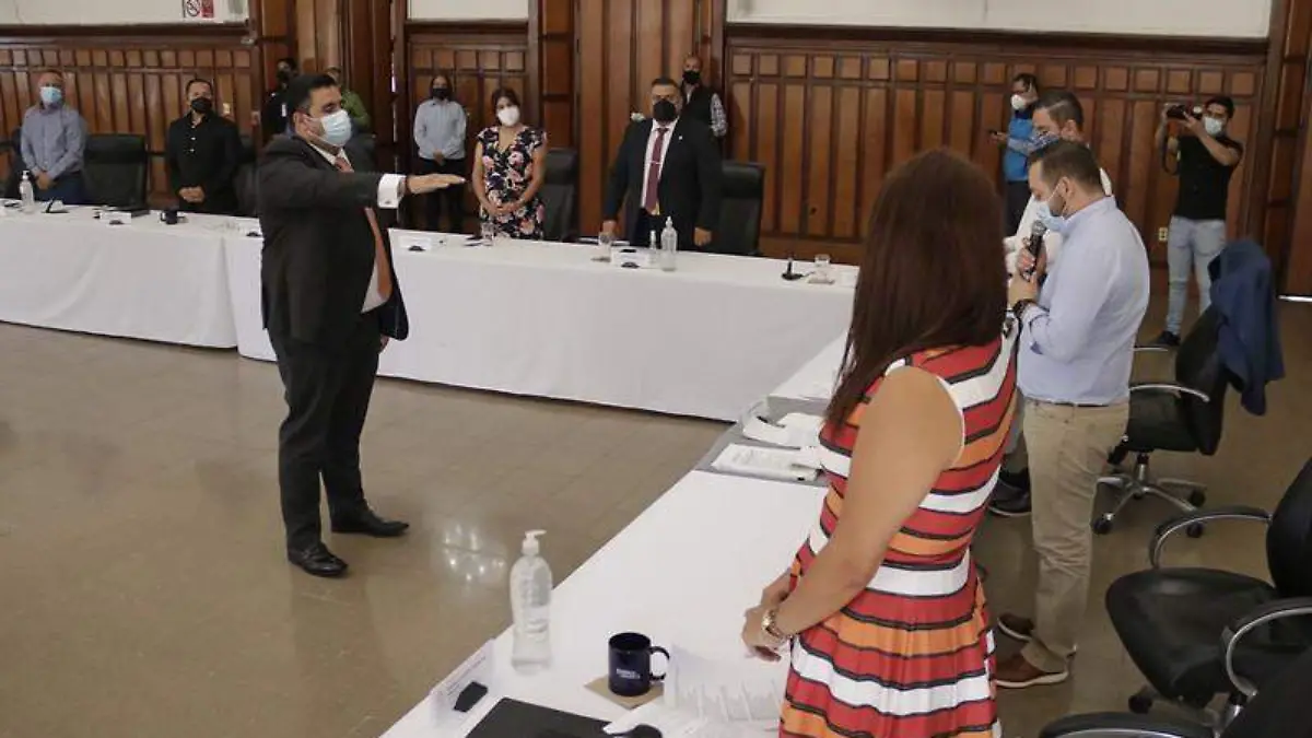 Fabián Martínez rinde protesta como alcalde interino en Guadalajara