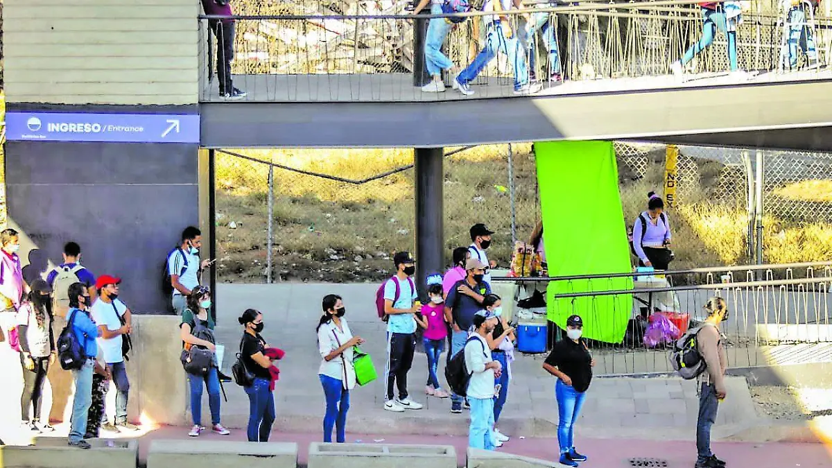 Puente Peatonal Mi Macro Periférico