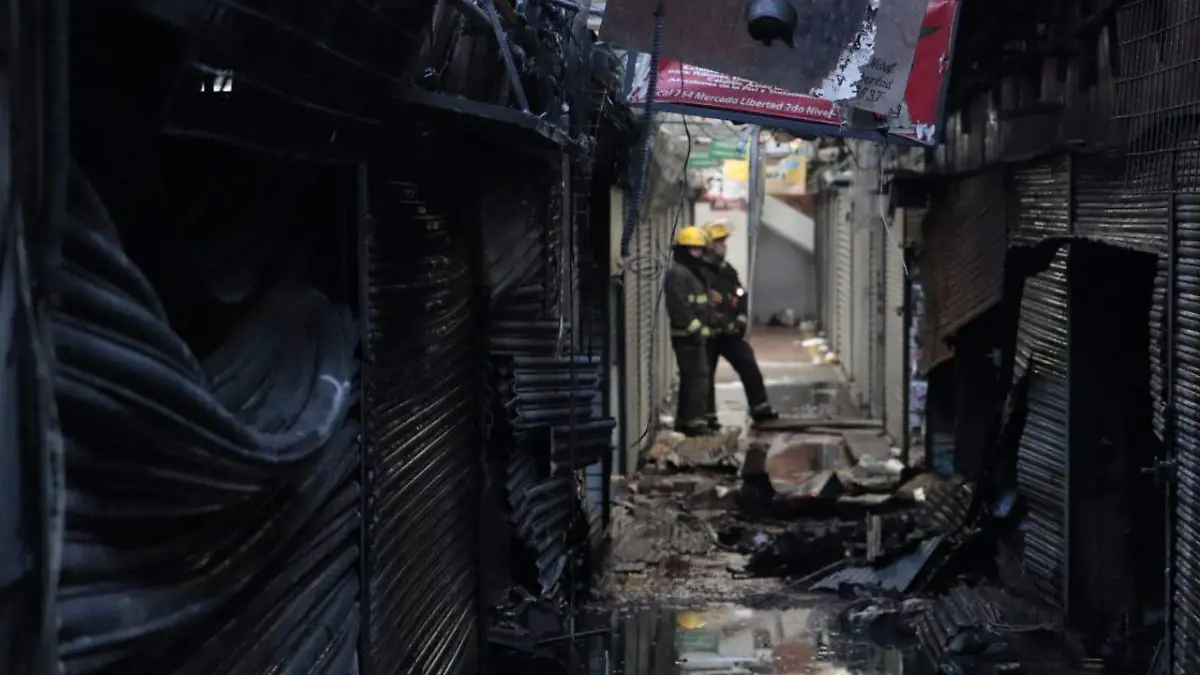 Incendio registrado en el Mercado de San Juan de Dios