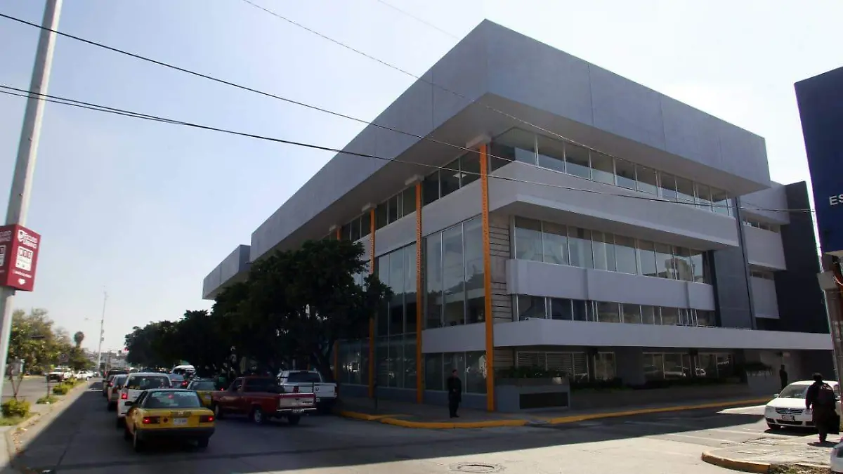 gobernador inaugura CEEC (2)