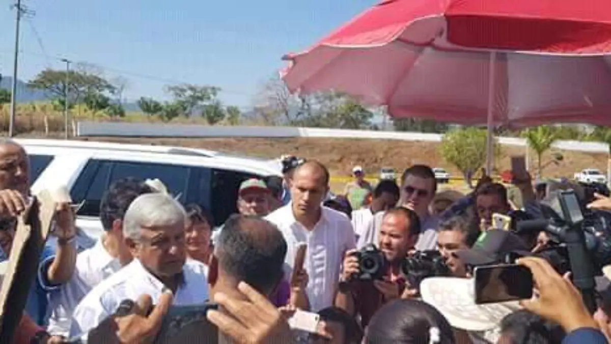 AMLO_NAY_2
