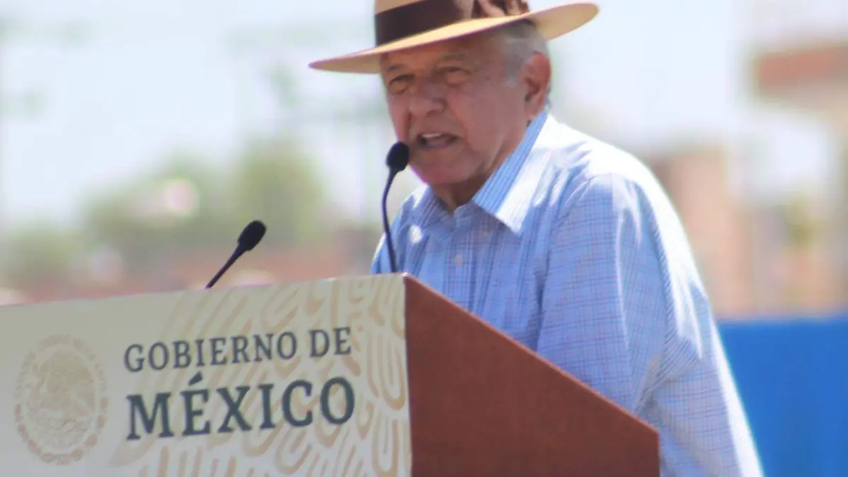 Amlo en la Chona