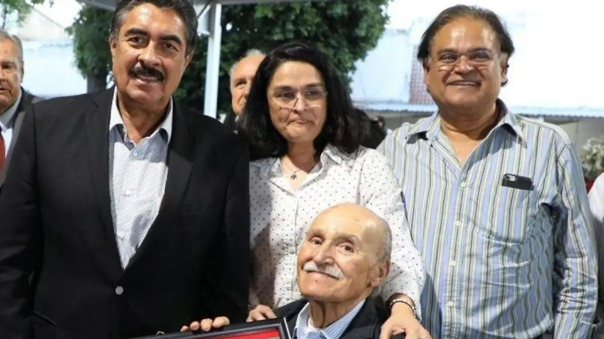Ramiro Hdz con CosÍo Vidaurri