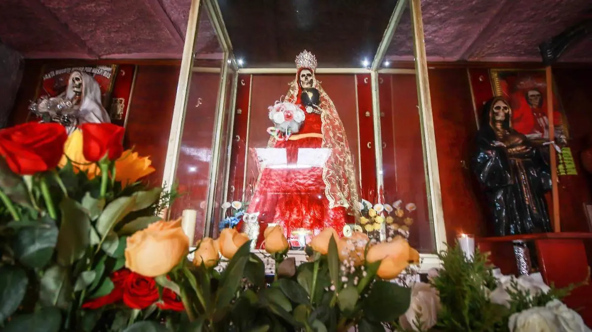 Devoción a la Santa Muerte