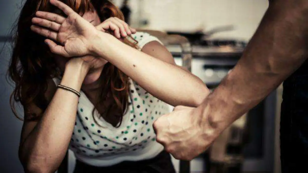 Mujer violentada