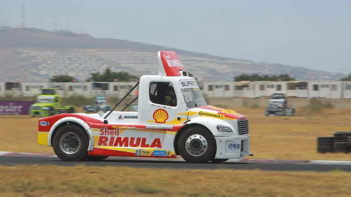 Santiago Tovar tercer lugar