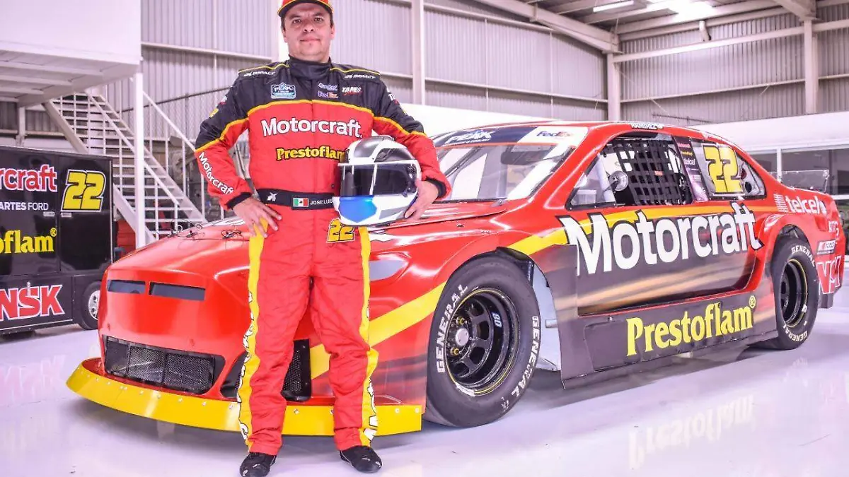 José Luis Ramírez piloto de Nascar