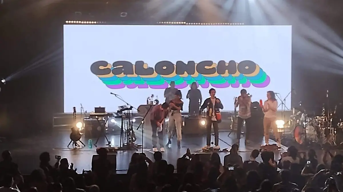 5AA52BD7-04C2-42D9-AF66-47BA1E77B2B6