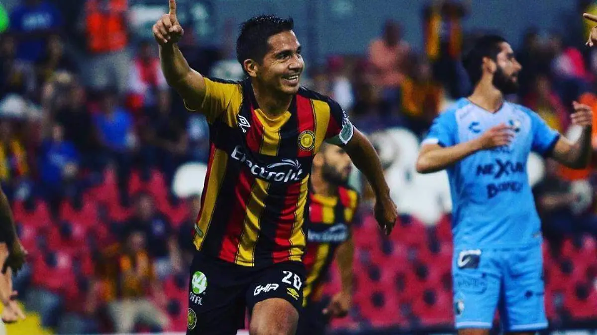 leones