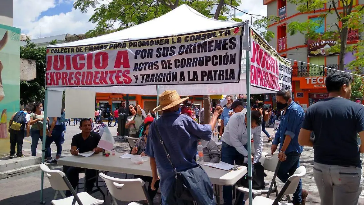 firmas_enjuiciar_expresidentes