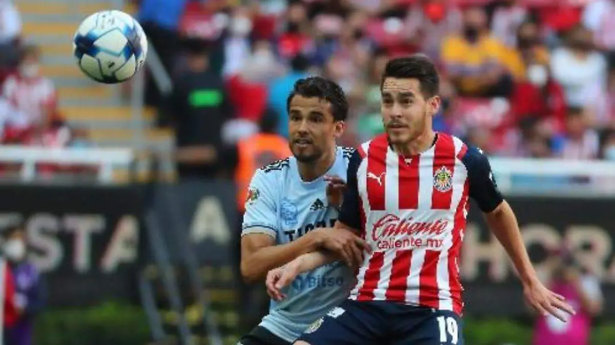 Jesús Angulo Chivas