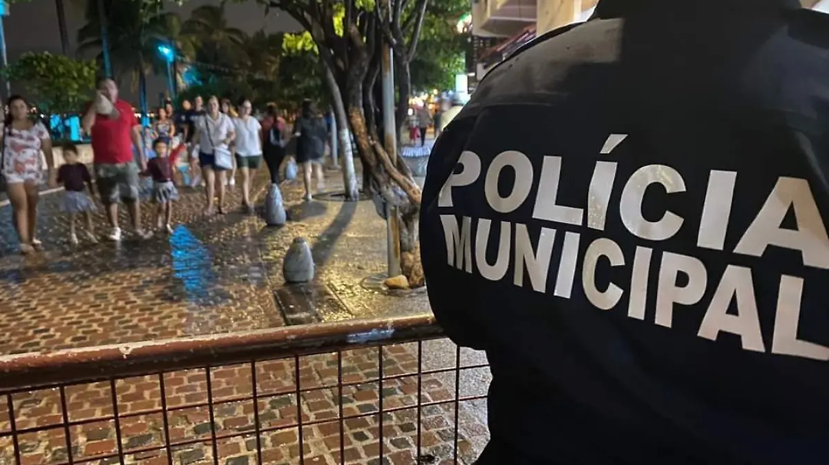 Policía de Puerto Vallarta (2)