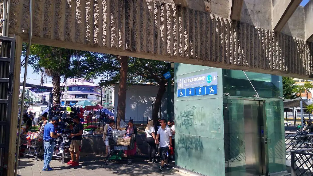 Comerciantes informales