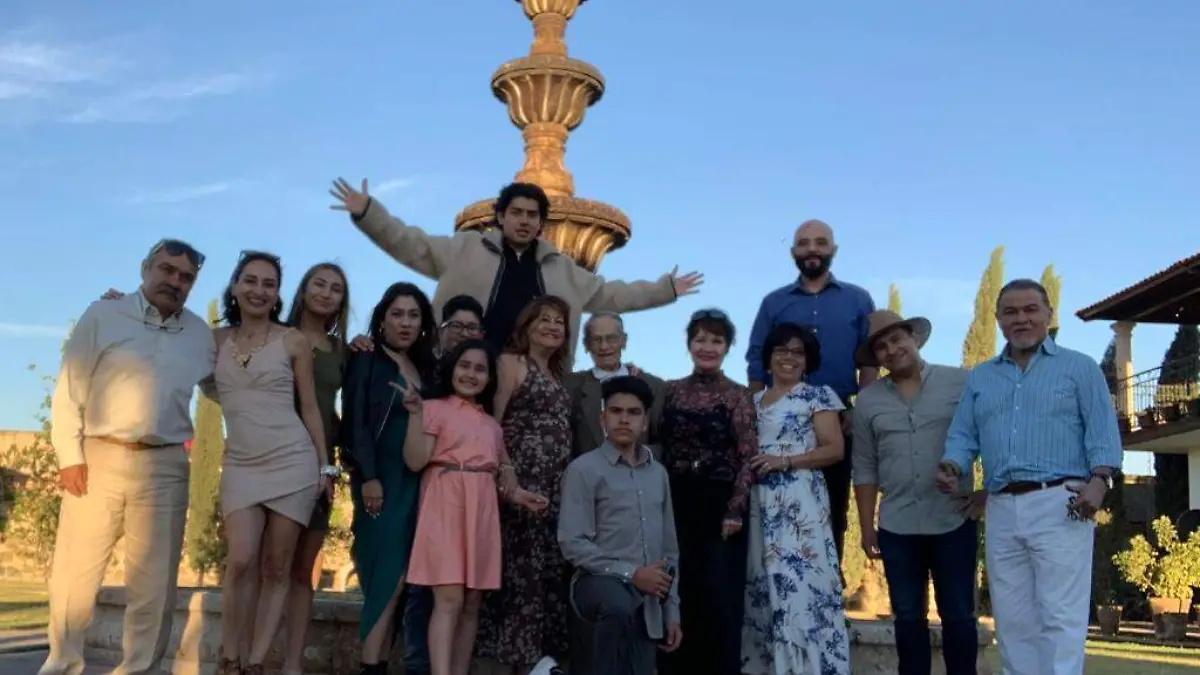 Victorino-Villa-Casillas-1