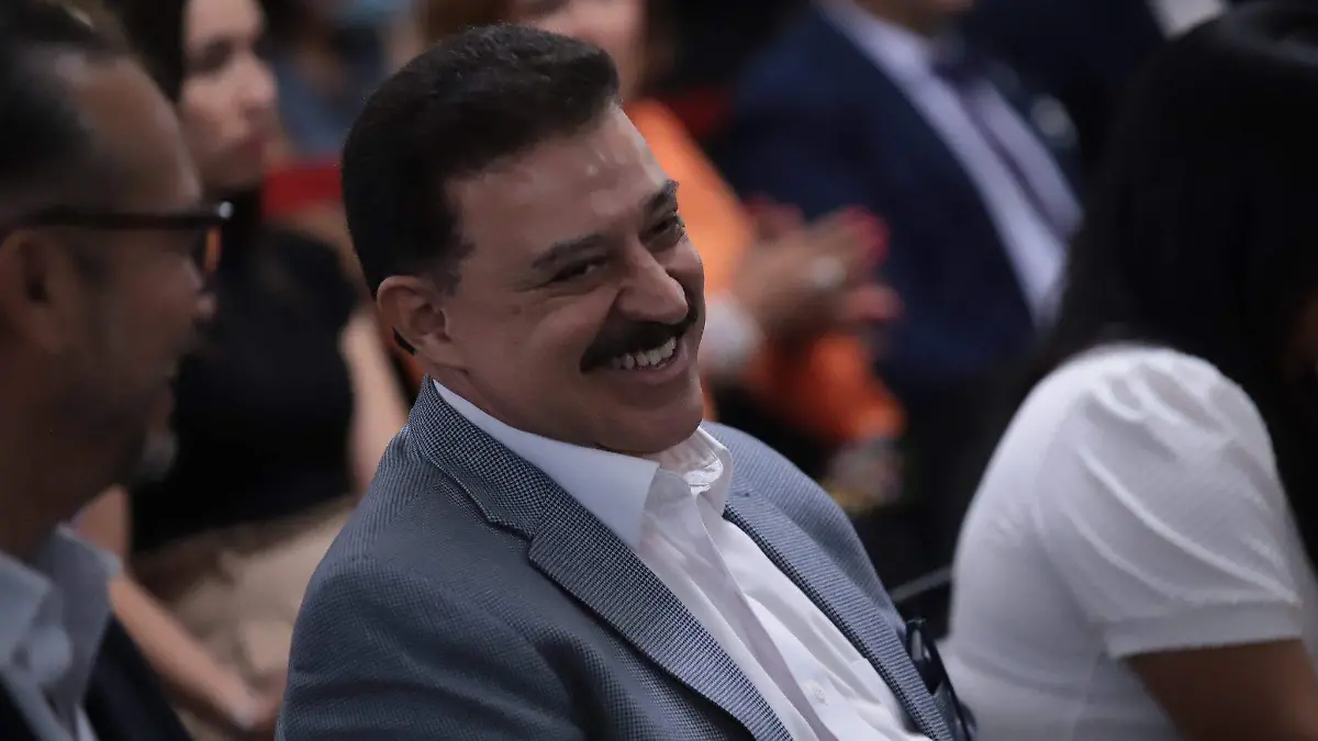 Carlos Lomelí Bolaños