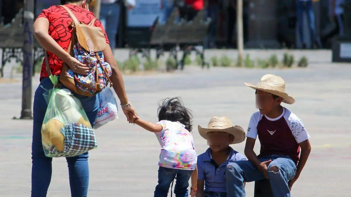 Niños trabajando