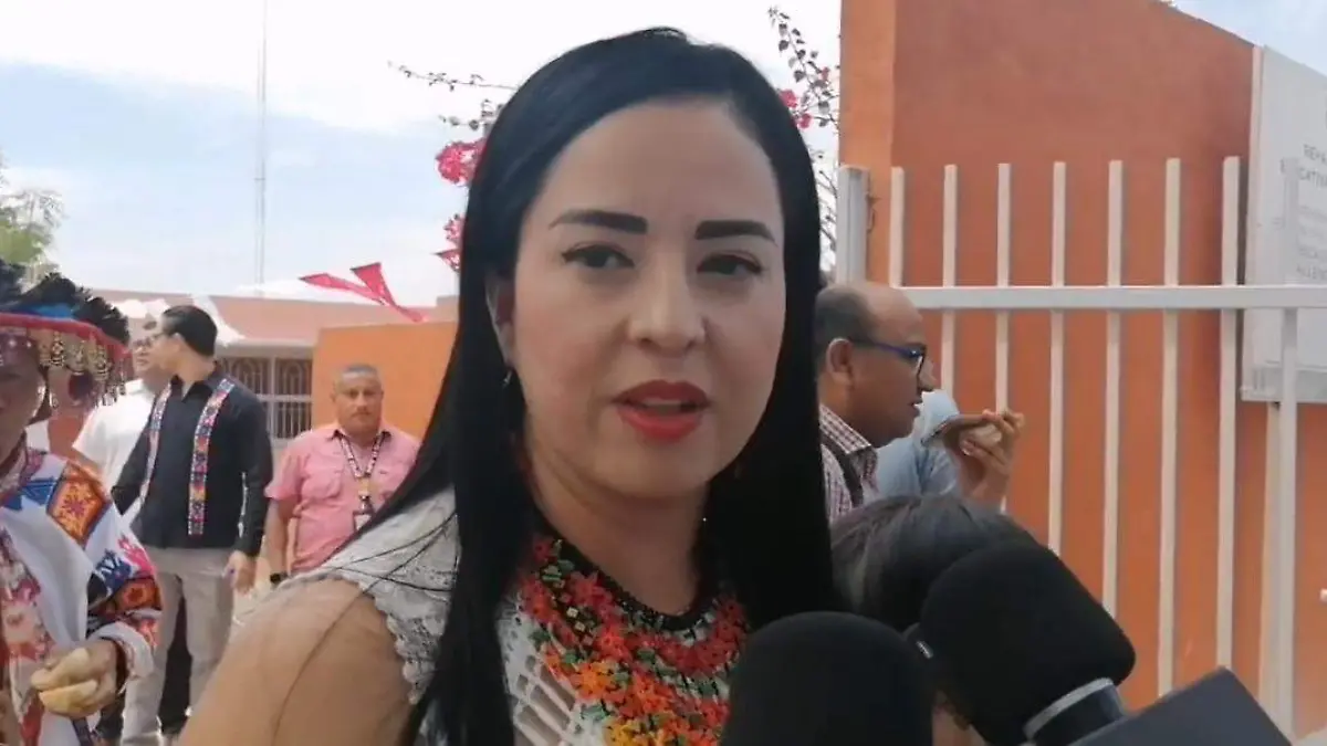 Alba Cristal Espinoza Peña