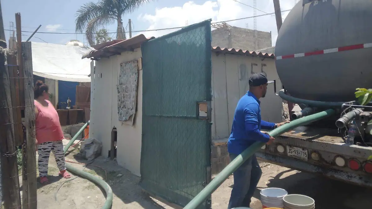 Colonias de Zapopan padecen de agua