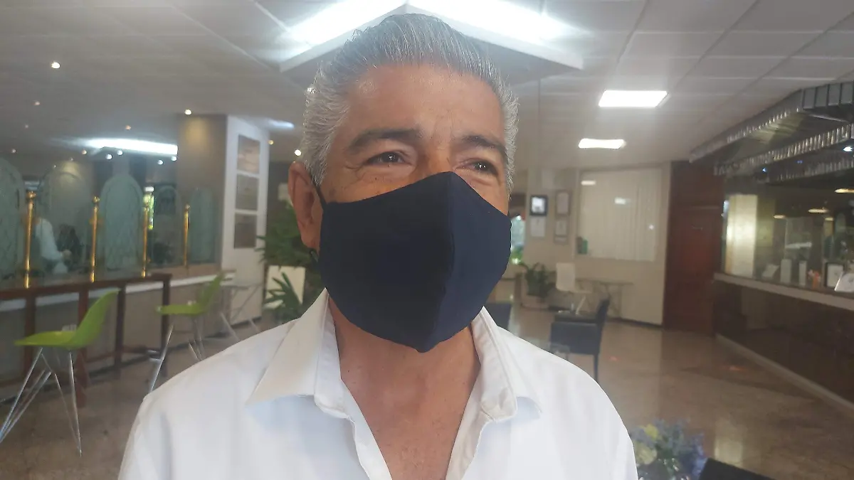 Líder Comerciantes en Pequeño -nay