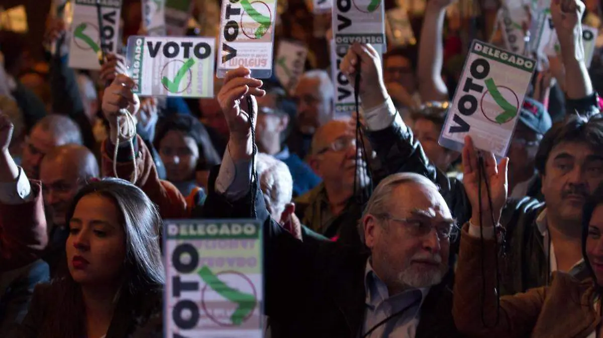 26-enero-2014-AMLO-Asamblea-Nacional-10