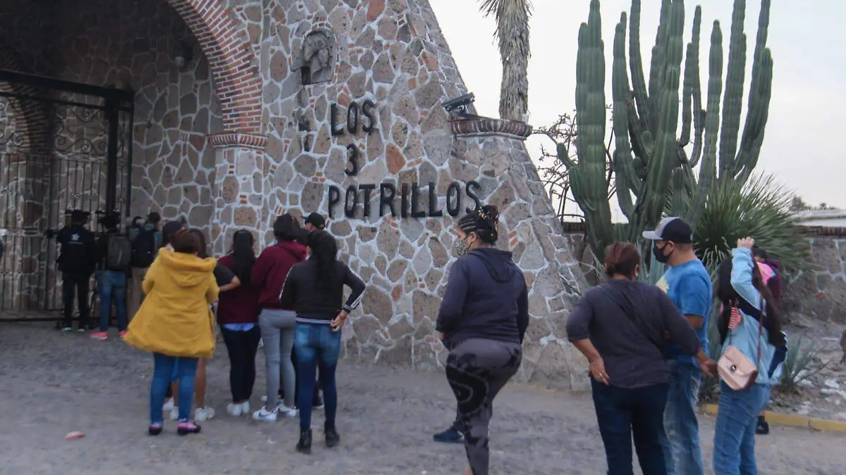 Rancho Los Tres Potrillos
