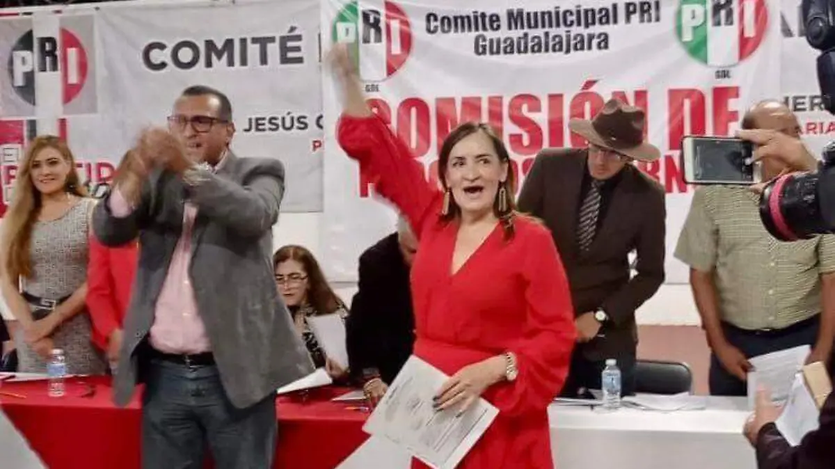 Vero Flores gana