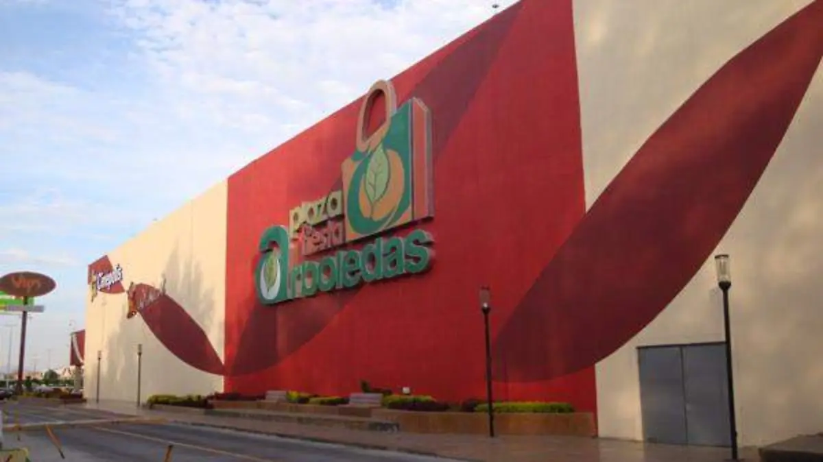 Plaza Arboledas