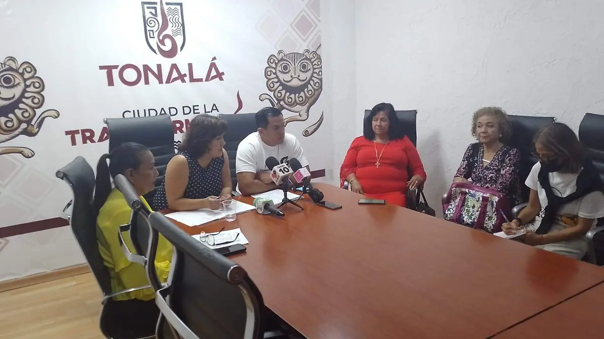 Tonalá celebra al adulto mayor