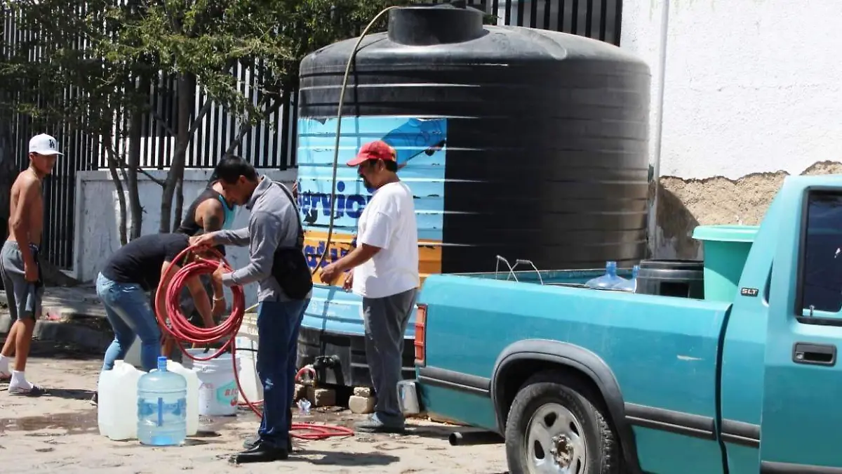 tinaco-agua-tabachines