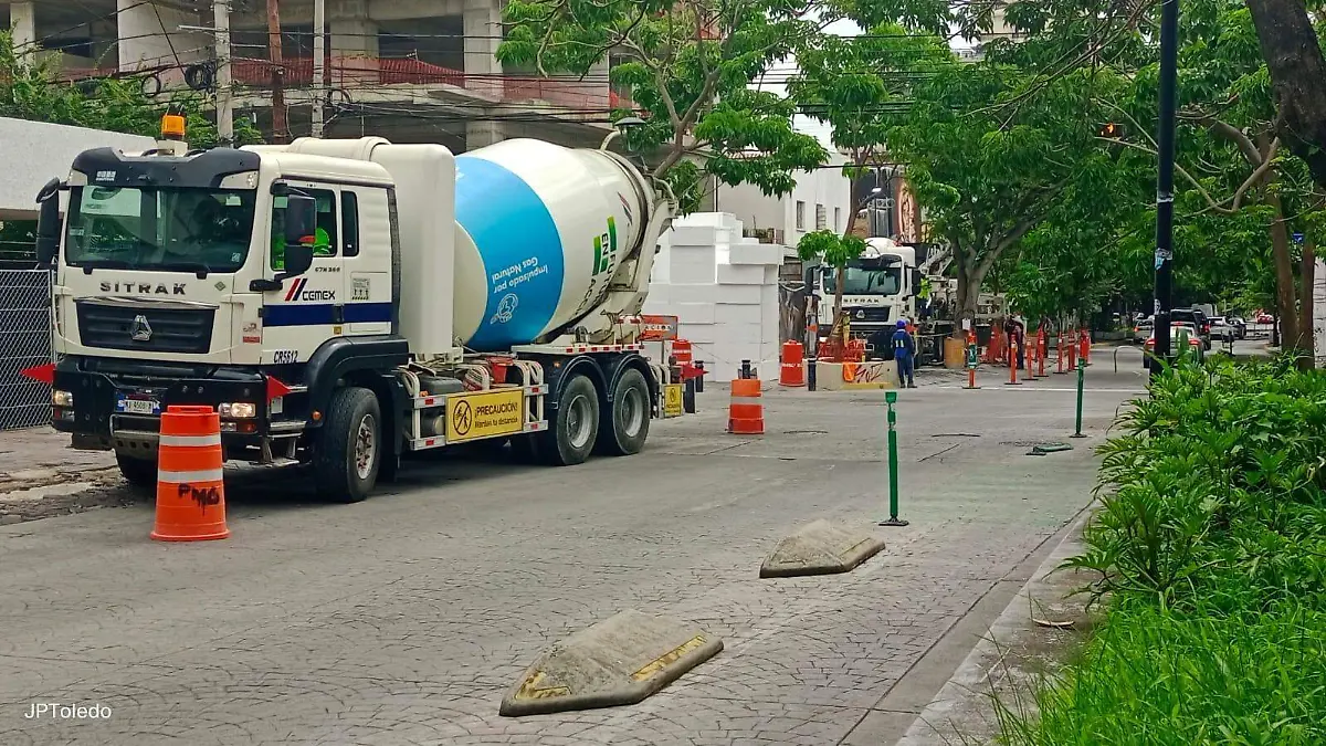 Constructores se adueñan de las calles (2)