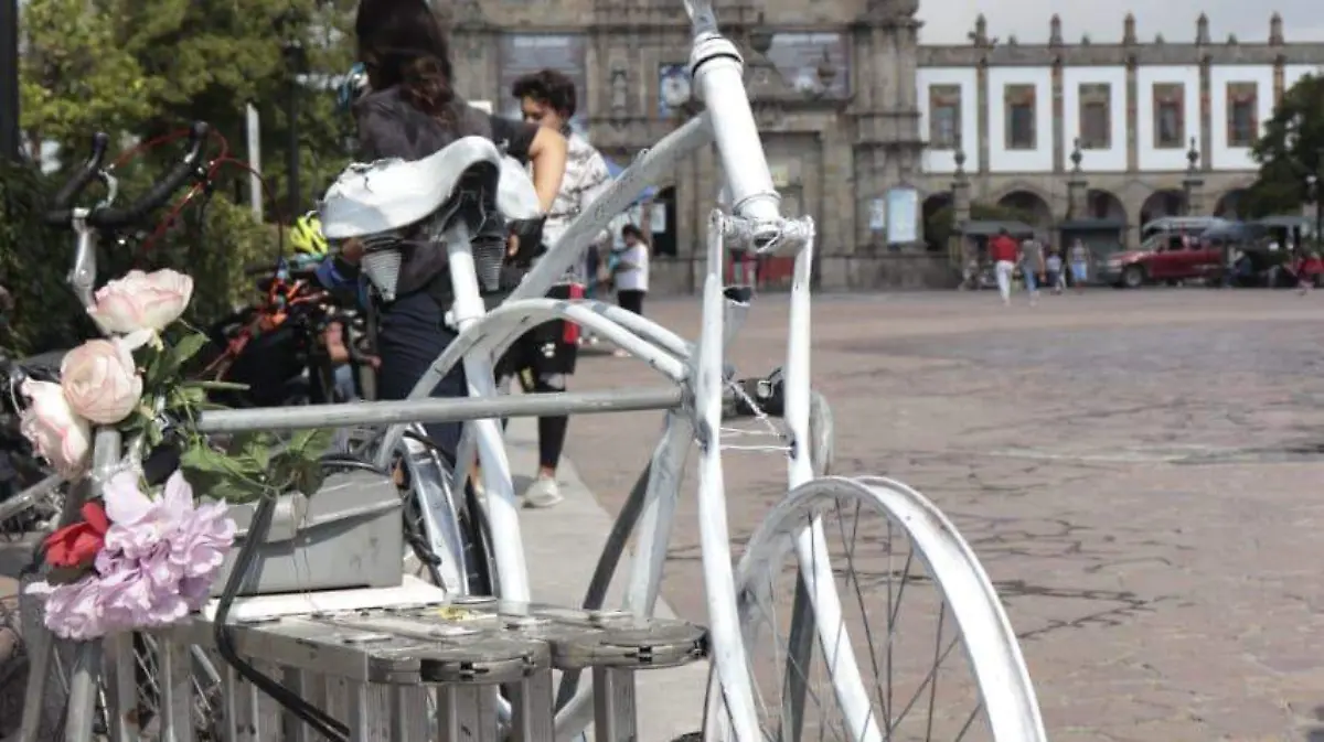 bici_blanca_Miramontes2