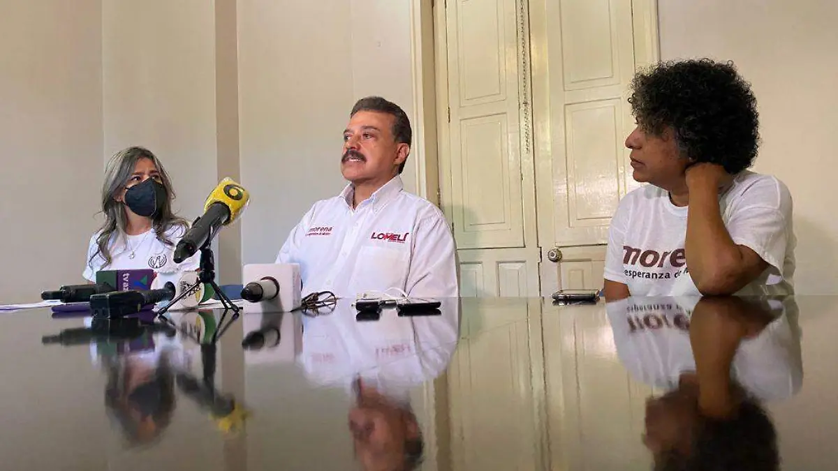 lomelí-firma-1
