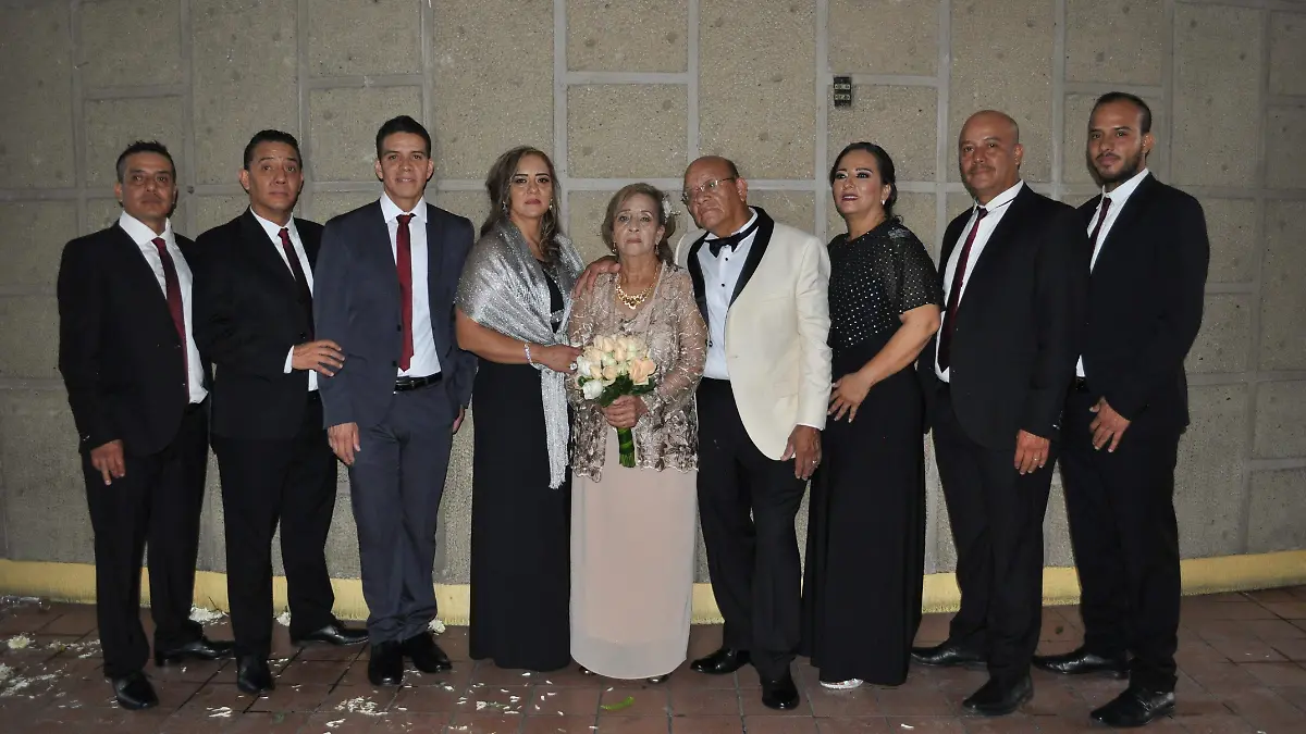 Hijos de Esther y Mario