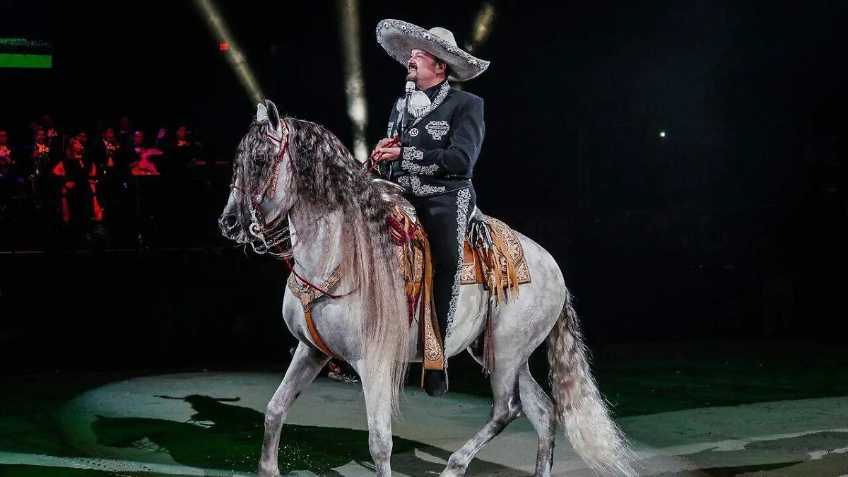 Pepe Aguilar Jaripeo