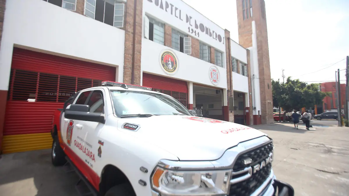 Bomberos de Gdl Foto Aurelio Magaña (2).JPG