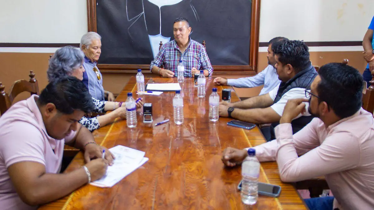 Firma convenio IDEFT