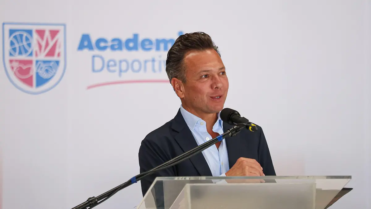 Pablo Lemus (2)
