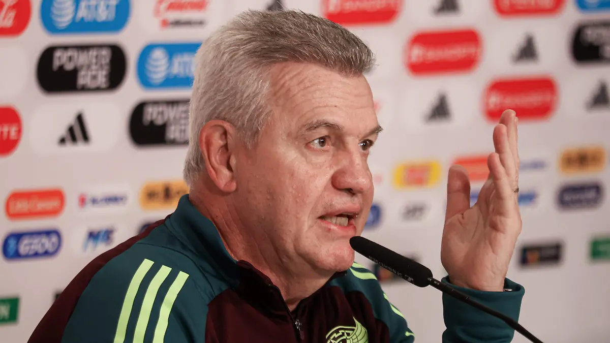 Javier Aguirre (1)