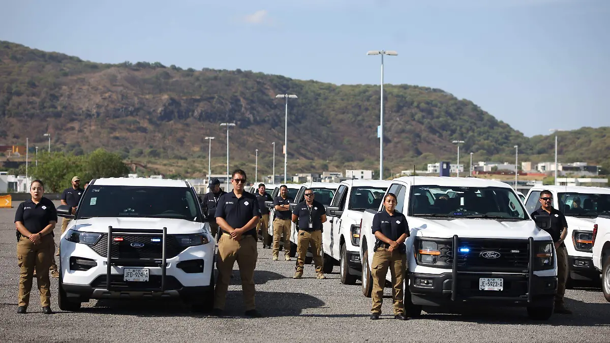 Francisco Rodríguez Unidades para la policía estatal  (4)